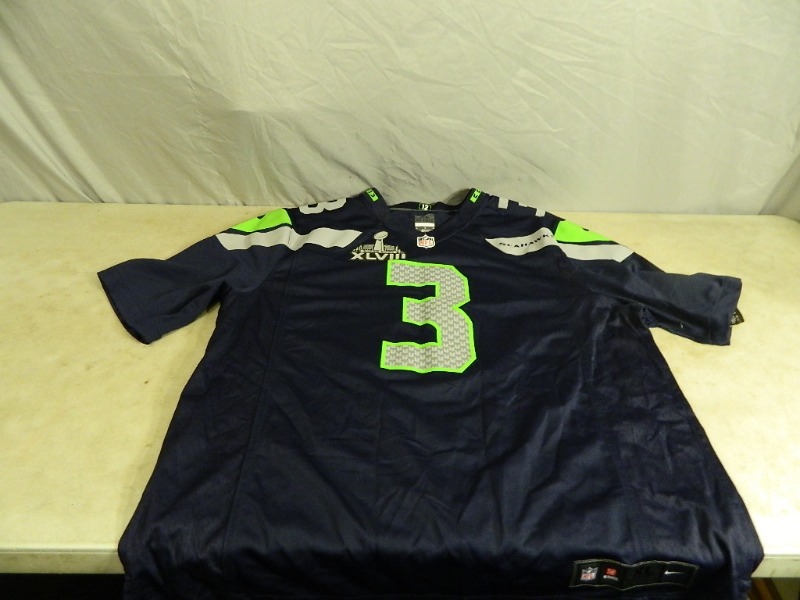 lot 16 image: New Nike Sea Hawks Jersey ($120 Price Tag)