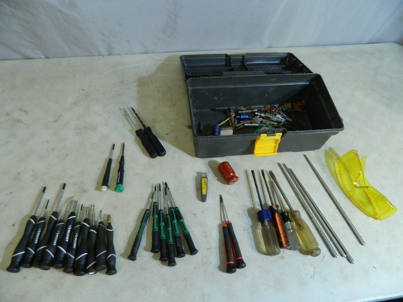 lot 52 image: Precision Screwdrivers, Tools, Etc