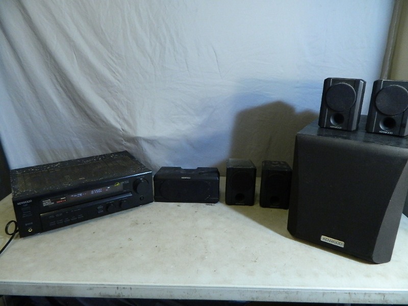 lot 75 image: Kenwood Surround Set