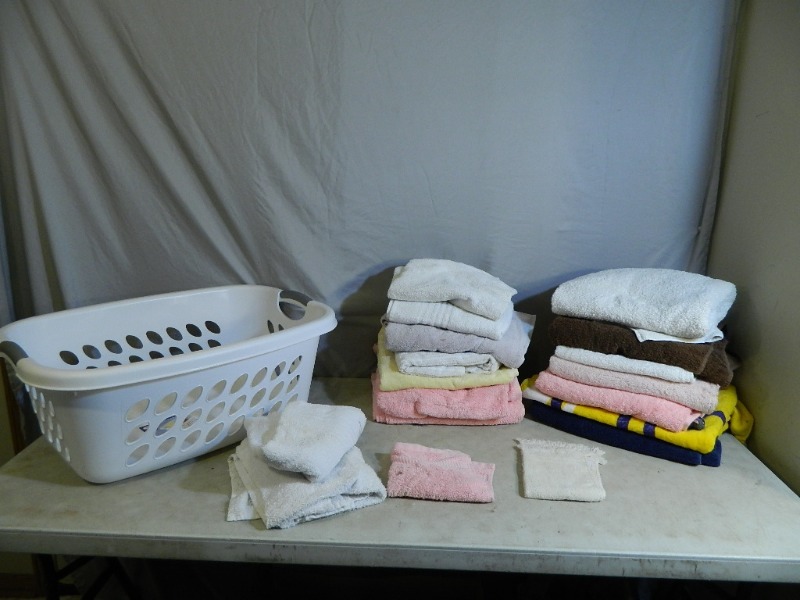 lot 159 image: Towels and Clothes Basket