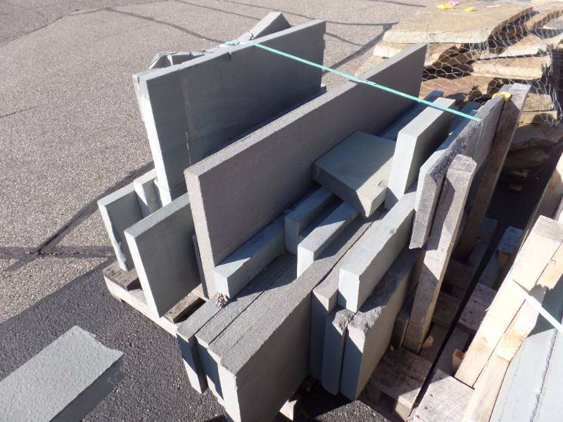 BLUESTONE THERMAL PATTERN PLANKING