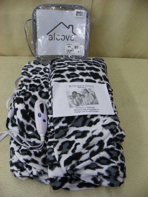 ALC Microplush Heated Throw Leopard