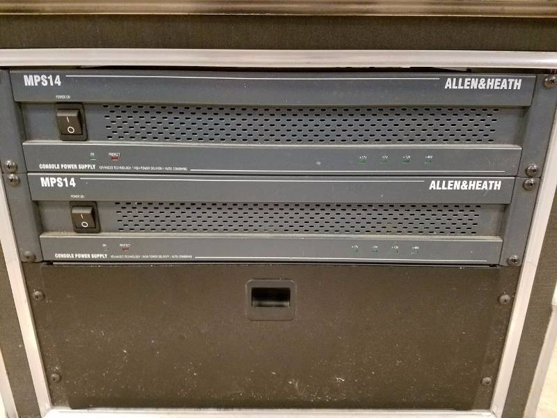 lot 1 image: B&ampC Concert Audio System