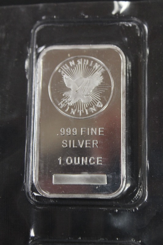 lot 9 image: (10) One Ounce .999 Silver Bars - Sunshine Mint
