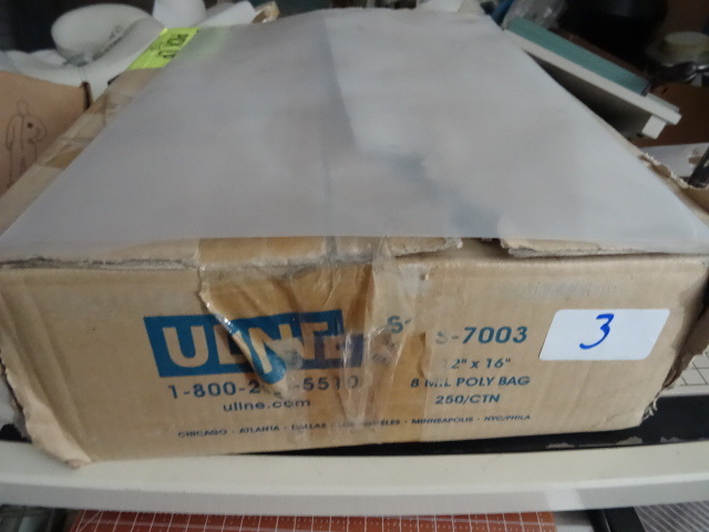 lot 3 image: U line S-7003 12 x 16 8 mil poly ba...