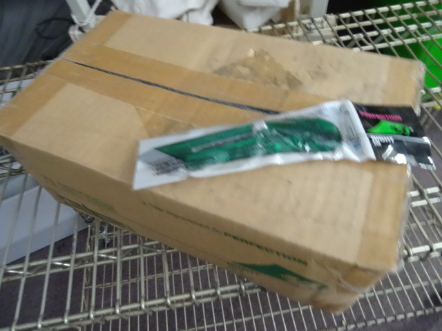 lot 17 image: S4 box cutters. Right hand model #S...