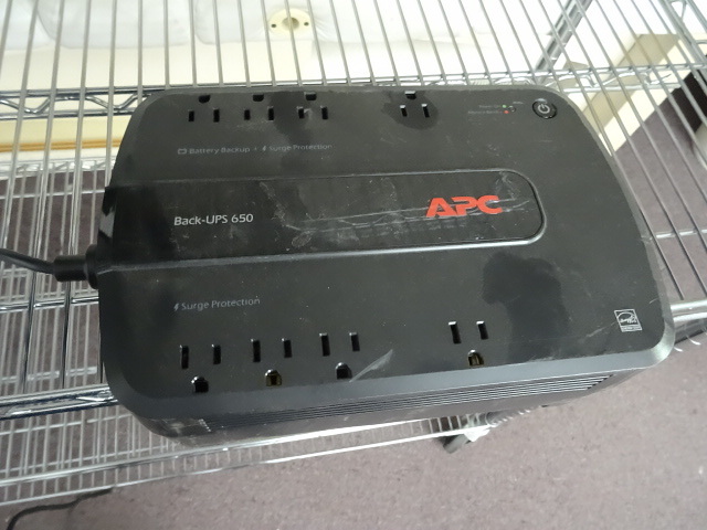 lot 38 image: Apc back ups 650...