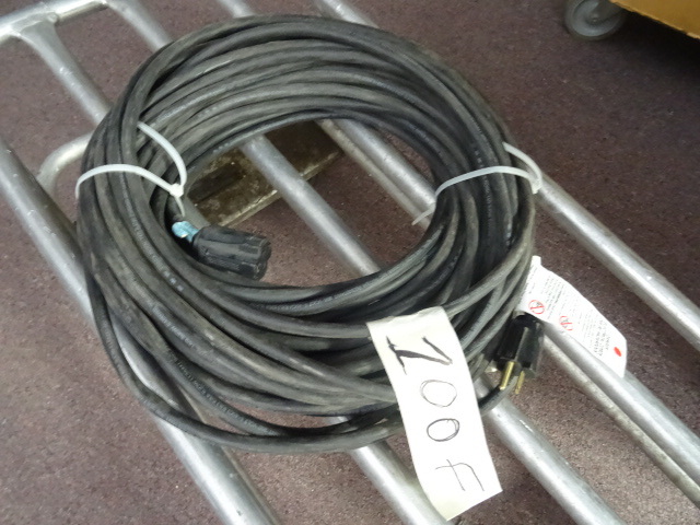 lot 47 image: 100 extension cord. 143...