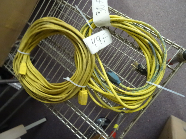 lot 80 image: 49 and 30 extension cord...