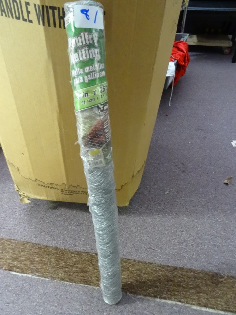 lot 83 image: Poultry netting. 36 x 25...
