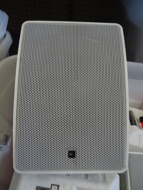 lot 105 image: Tannoy I5T AW speaker. Qty 2. Remov...
