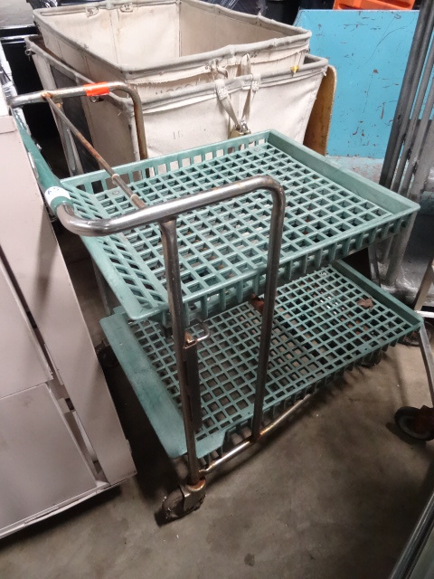 lot 165 image: Warehouse  shopping cart. Great fo...