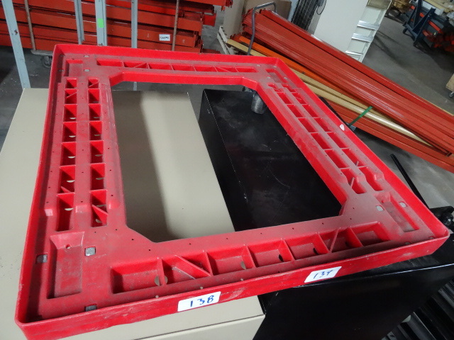 lot 139 image: 4 wheel poly cart. 26 x 30. Qty 5. ...