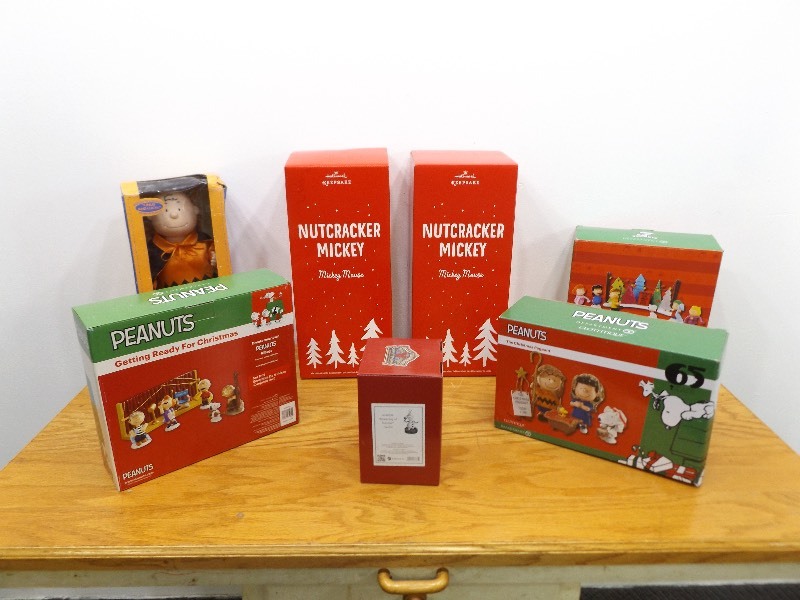 lot 17 image: Lot of New in Box Department 56, Hallmark, etc.