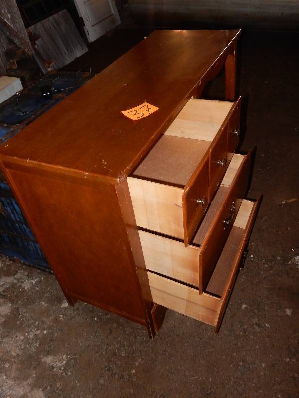 lot 37 image: Vintage Maple Desk