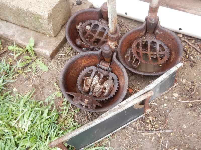 lot 87 image: Barn Drinking Cups.. All hardware.. 2 vintage Cow Name Plates