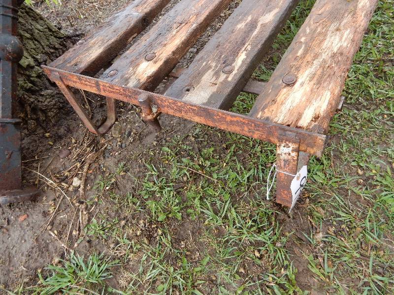 lot 99 image: Wood Cart