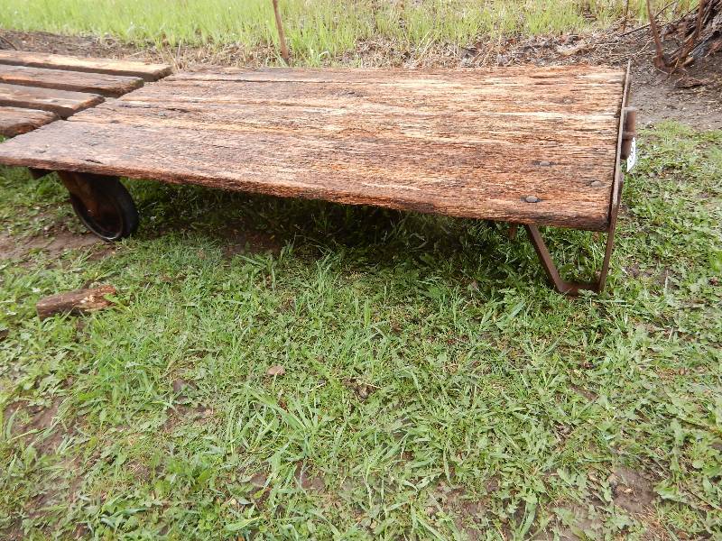 lot 100 image: Wood Cart