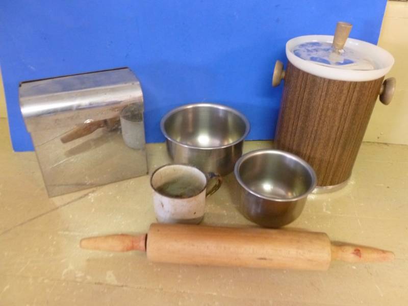 Vintage Kitchen