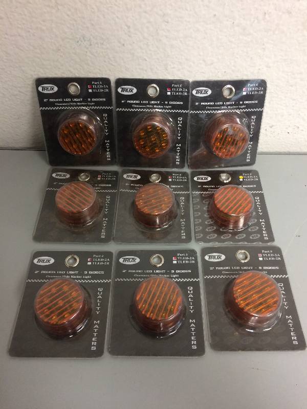 TRUX 2 Round LED Light, Amber