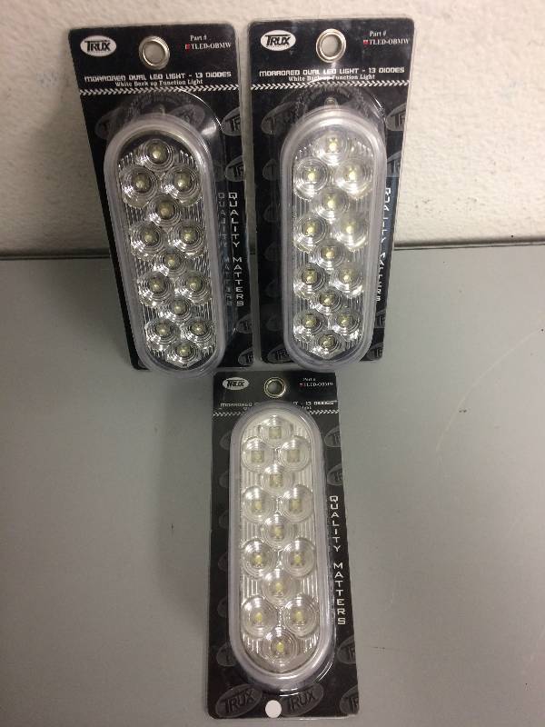 TRUX 6 Oval LED Light, White