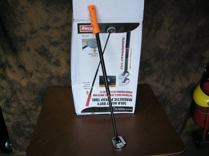 lot 69 image: King 12pc Magnetic Pickup Tool Group