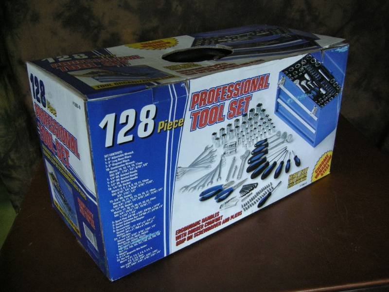 lot 88 image: Professional Tool Set