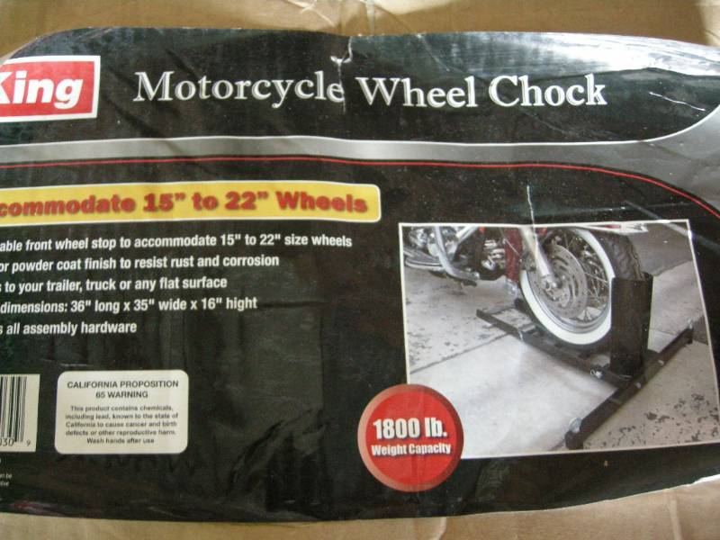 lot 123 image: King Motorcycle Wheel Chock