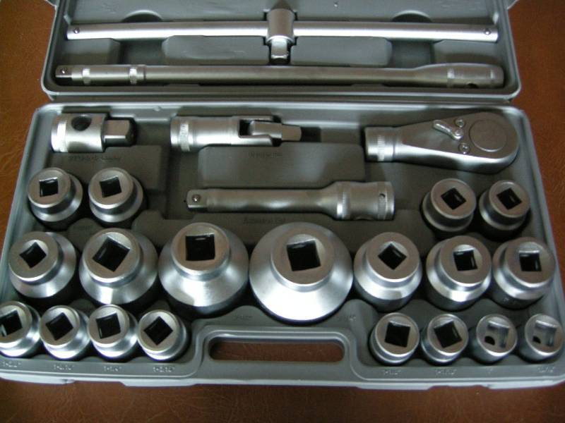 lot 129 image: King 26pc Socket Wrench Set