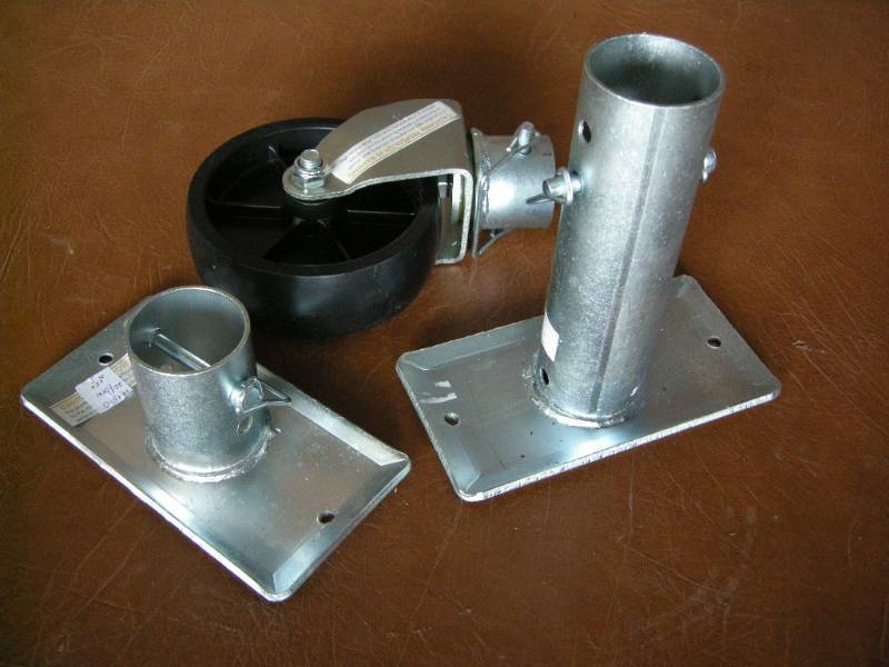 lot 137 image: Trailer Jack Parts