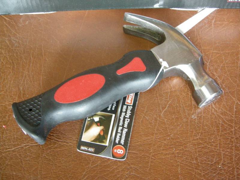 lot 141 image: King Stubby Claw Hammers
