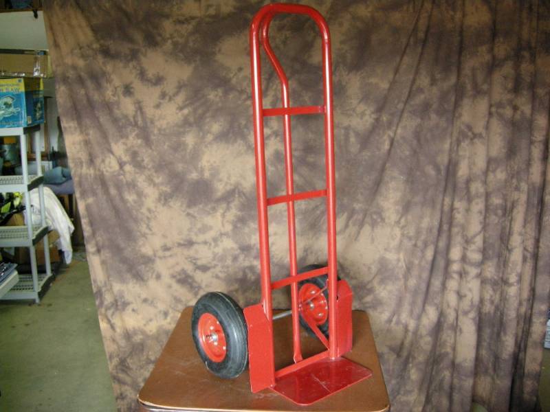 lot 147 image: 2 Wheel Dolly