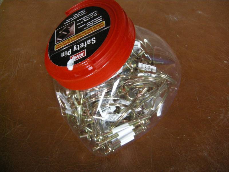 lot 163 image: King Safety Pin Group