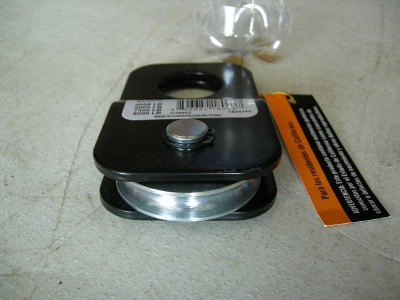 lot 53 image: Champion Snatch Block