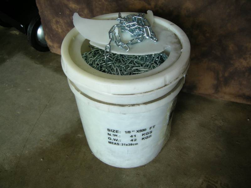 lot 26 image: Bucket of New Chain