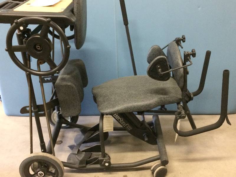 lot 102 image: Holy Cow $2500 EASY. Love this Easy stand. Altimate Medical Easy Stand 5000 Paraplegic MS Wheelchair Bound Standing Mobile Computer Laptop Workstation Excellent condition.