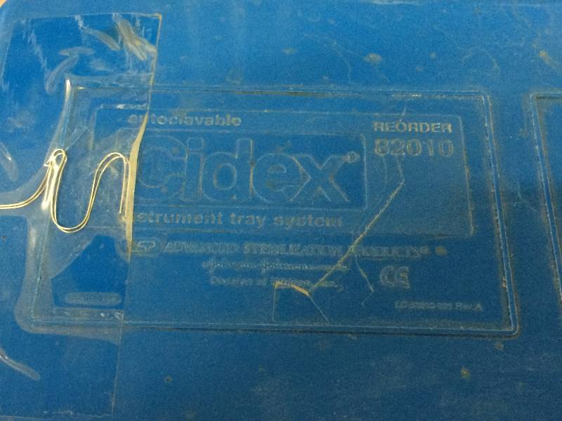 lot 22 image: Cidex SterilizingDisinfecting Tray and Lid. Expensive Equipment For An Awesome Price