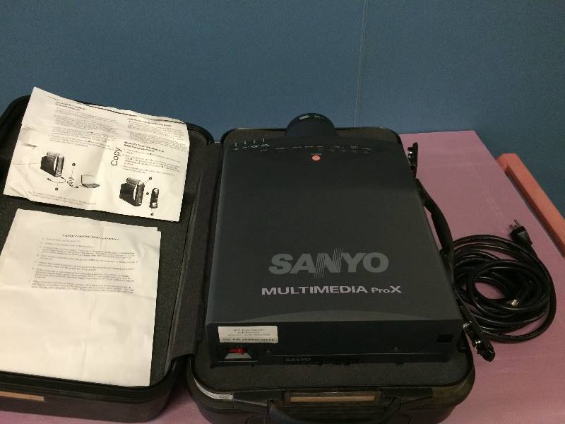 lot 41 image: Sanyo PLC-5500N Multimedia ProX Home Theater Video Projector Unit with Travel Bag. Connect to Laptop Projector - Awesome piece of equipment