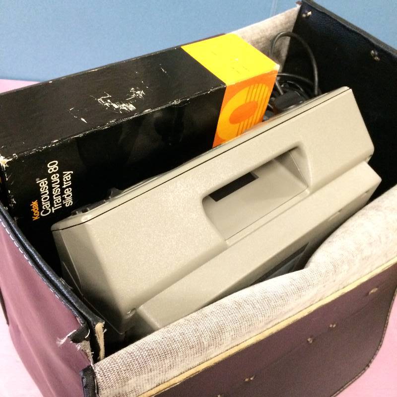 lot 43 image: Wow Vintage Kodak Slide Projector -   Ektagraphic III Carousel Slide Show Projector 2 Extra Lens w 3 Slide Tray & Tons Of Extras  Works