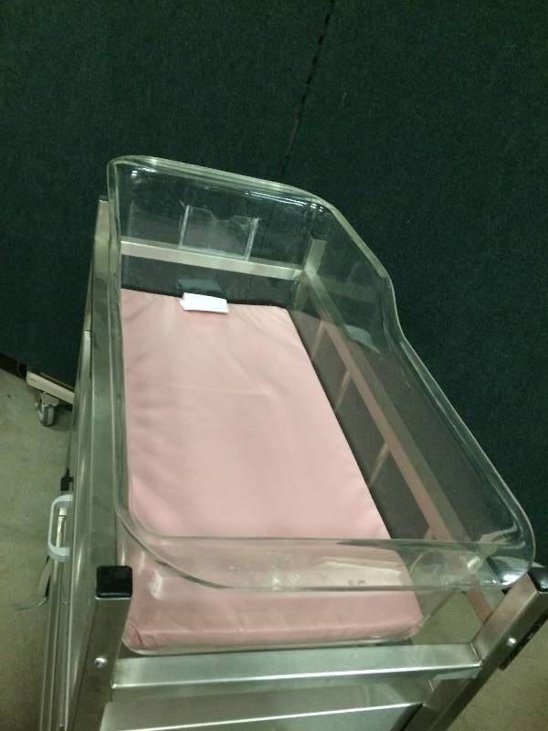 lot 97 image: WOW Retails Used $1500 Like NEW CONDITION HIGH QUALITY Pedicraft Part #18215 Stainless Steel BASSINET U-DESIGN W DRAWER & SHELF Plus #01823 Acrylic Bassinet Basket & Bed Pad