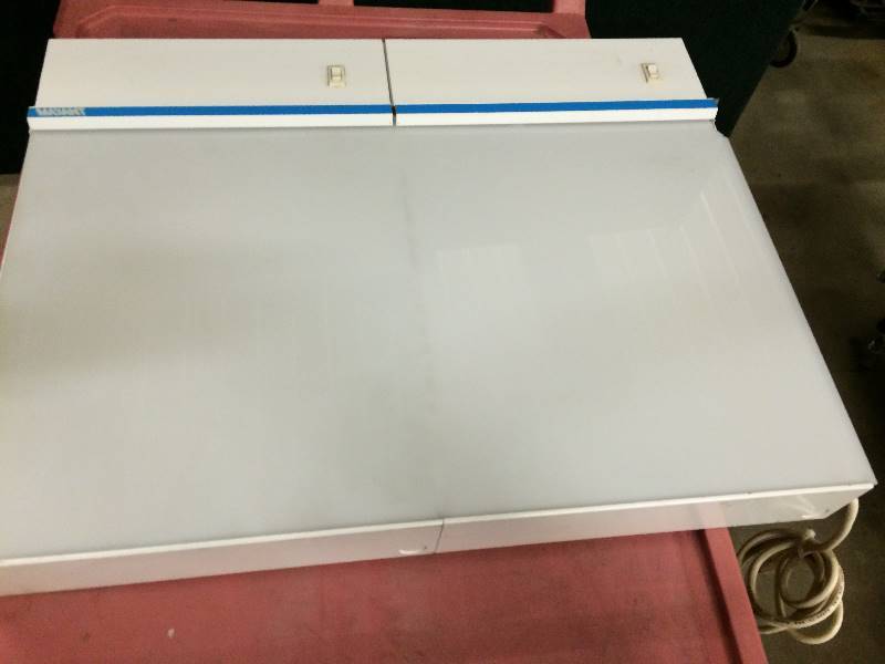 lot 99 image: WOW Maxant Tech Line Mobile Single Panel Side by Side Xray Film Radiology Illuminator - Multiple Uses For This High End Medical Equipment Works & Excellent