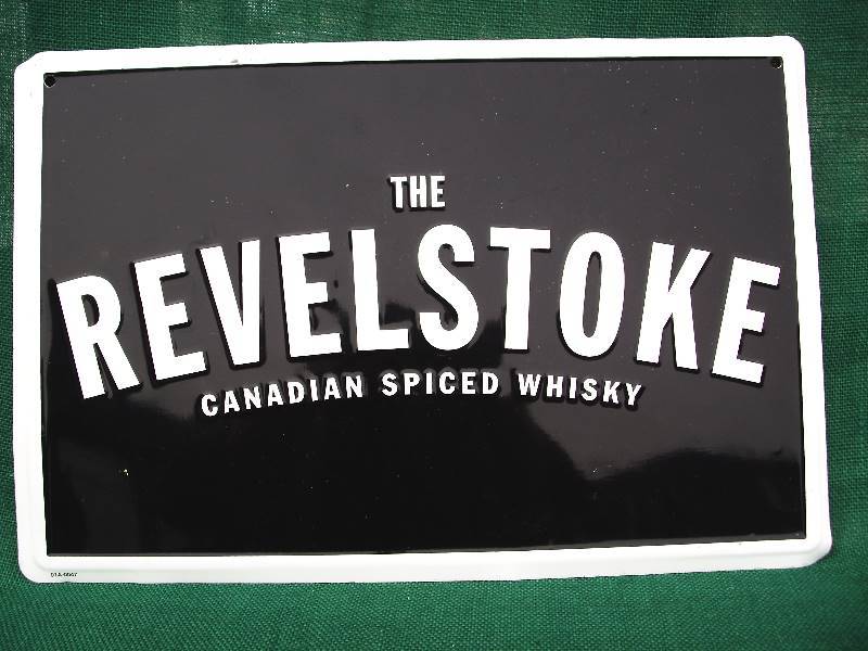 lot 33 image: Revelstoke Sign