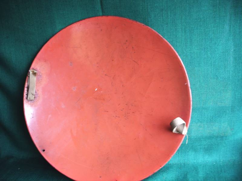 lot 61 image: Antique Slider Saucer