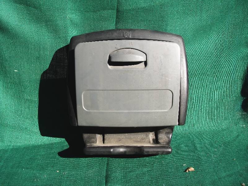lot 120 image: Mail Box