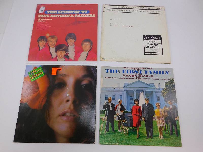 lot 15 image: Lot of 4 Albums