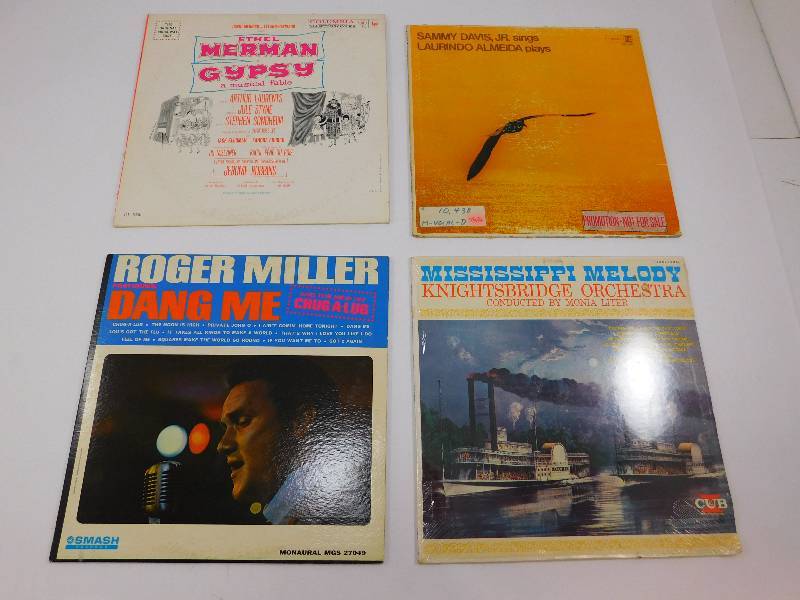 lot 18 image: Lot of 4 Albums