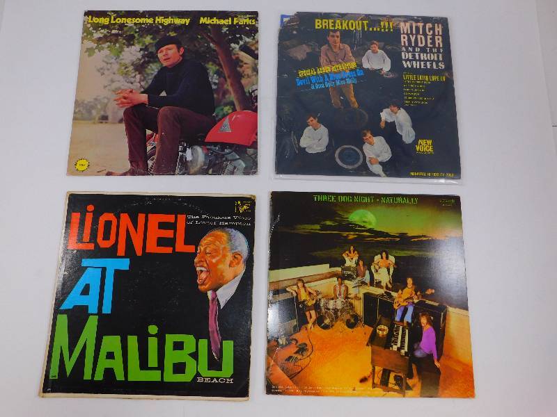 lot 30 image: Lot of 4 Albums