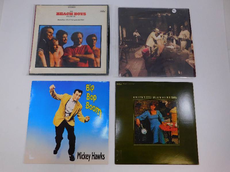 lot 32 image: Lot of 4 Albums