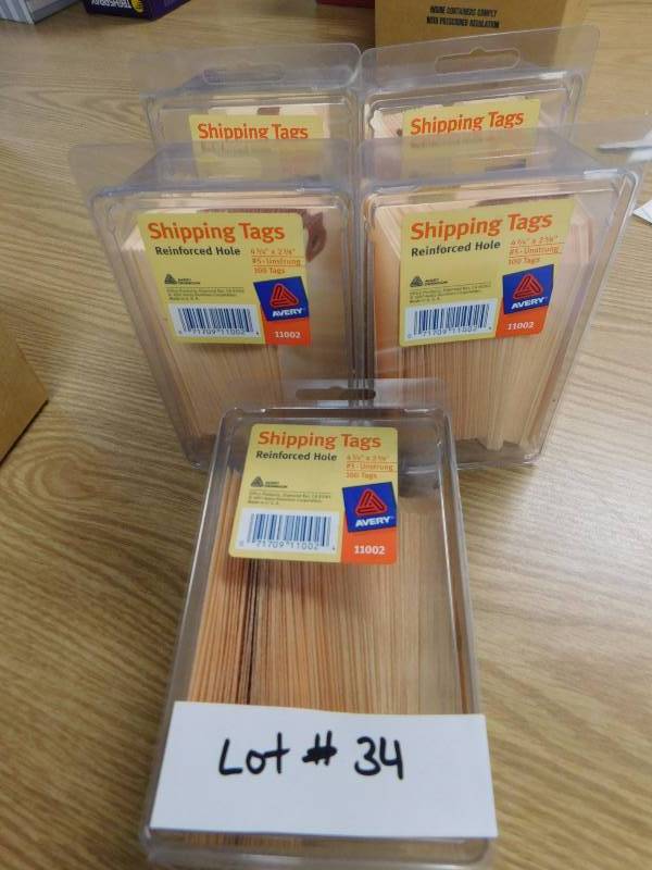 lot 34 image: 5 Boxes of Avery Shipping Tags