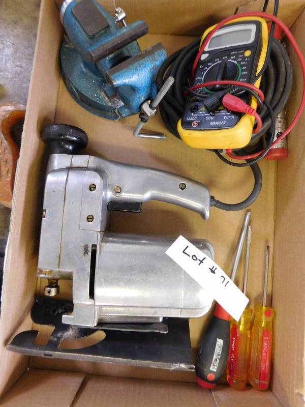 lot 71 image: Misc Lot of Tools